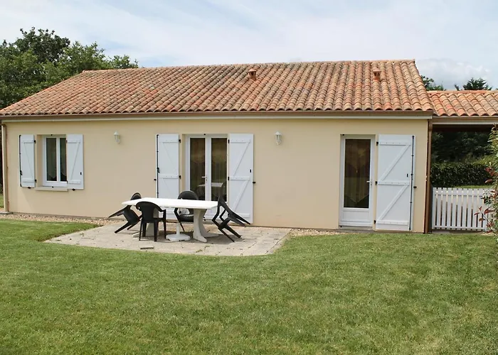 Maison Avec Jardin Proche Thermes Comprenant Lave-linge Et Lave-vaisselle - Fr-1-541-47 度假居 拉罗什波赛